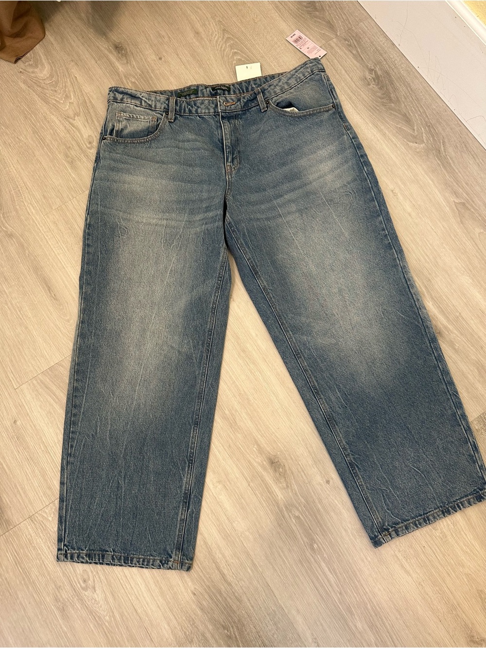 Target women Relaxed Denim Jeans in Washed Blue